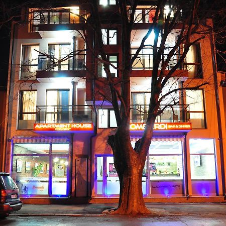 Lombardi Family Hotel Ruse Exterior foto